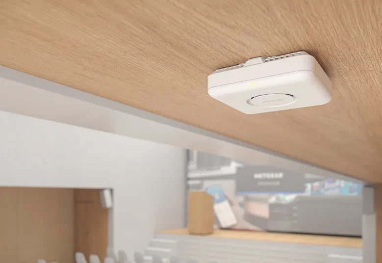 NETGEAR (WBE750) 三頻 WiFi 7 BE18400 Insight 雲端管理 Access Point | PoE+ | 10G | Insight